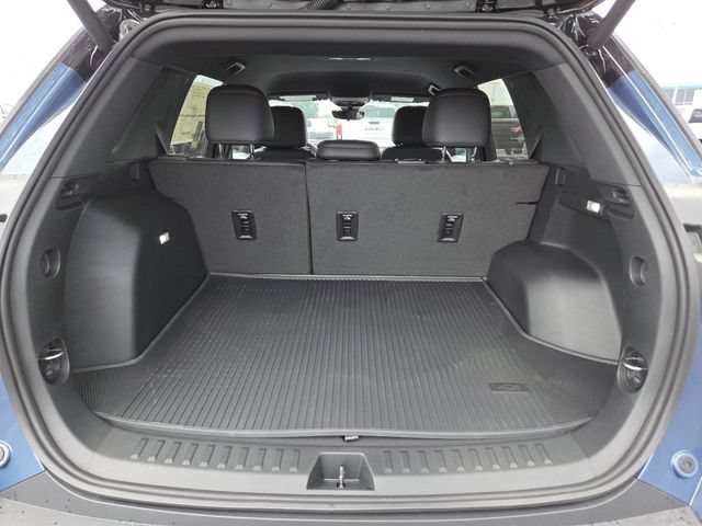 New 2027 Chevrolet Equinox RS w/ Safety and Technology Package FWD image 18