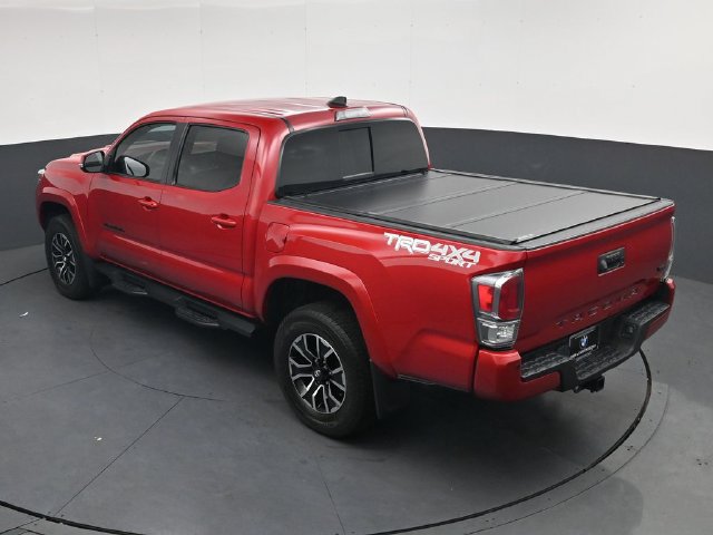 Used 2022 Toyota Tacoma TRD Sport AWD/4WD image 27
