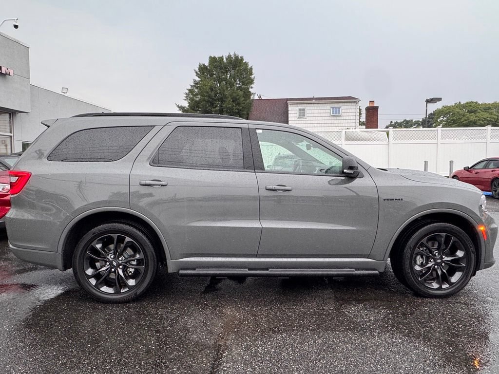 Used 2024 Dodge Durango R/T AWD/4WD image 8