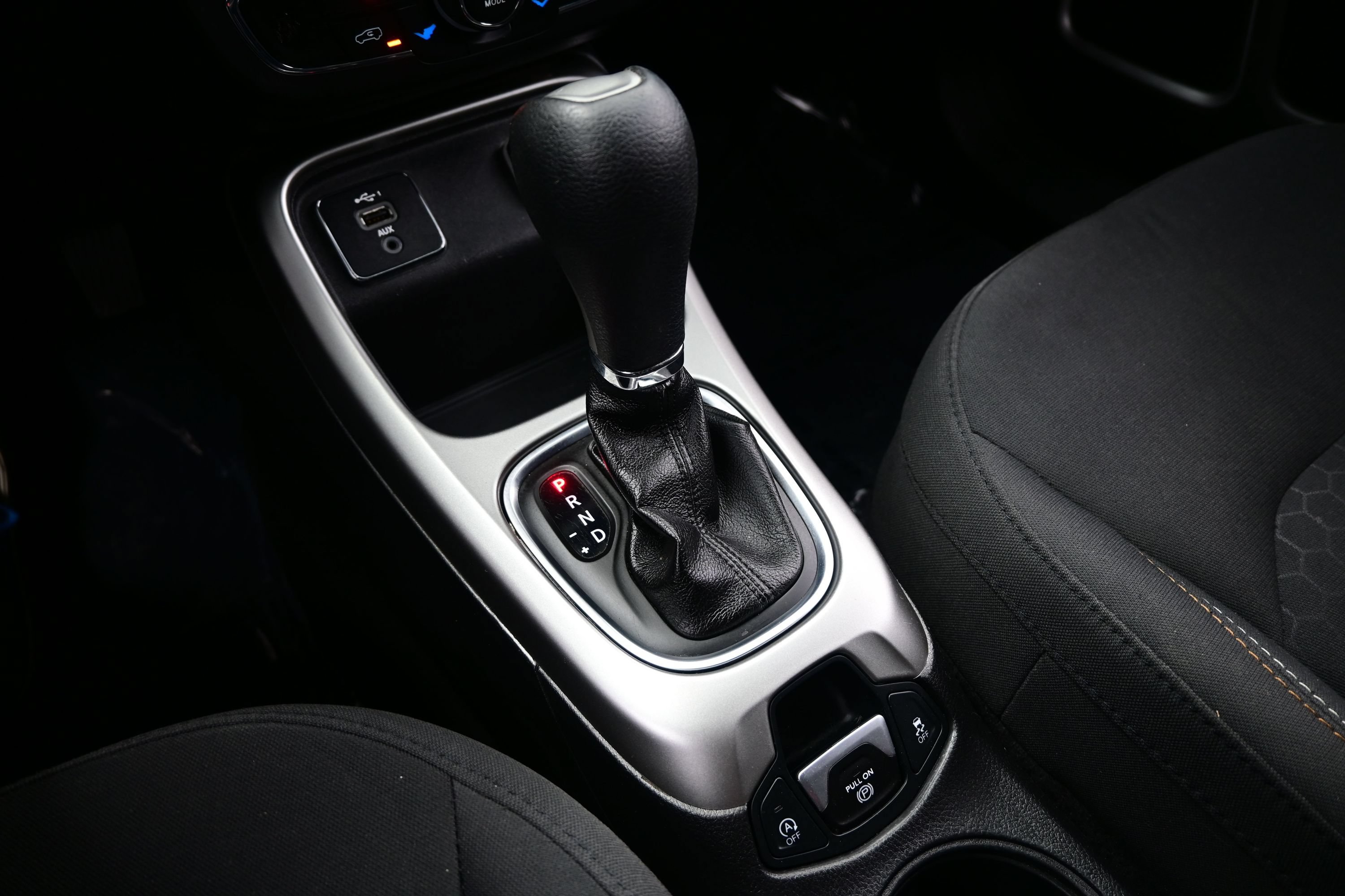 Used 2019 Jeep Compass Sport FWD image 17