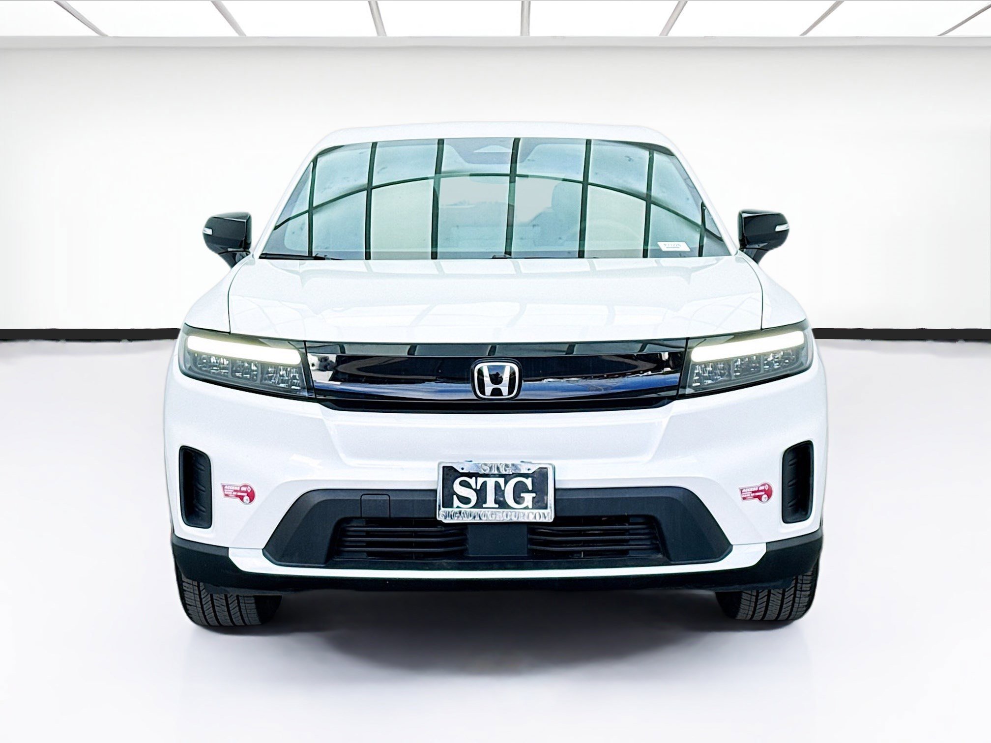 Used 2024 Honda Prologue EX image 2