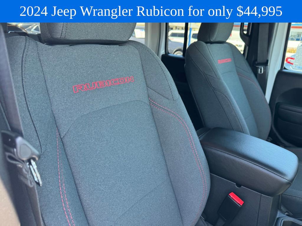 Used 2024 Jeep Wrangler Unlimited Rubicon w/ Technology Group AWD/4WD image 9