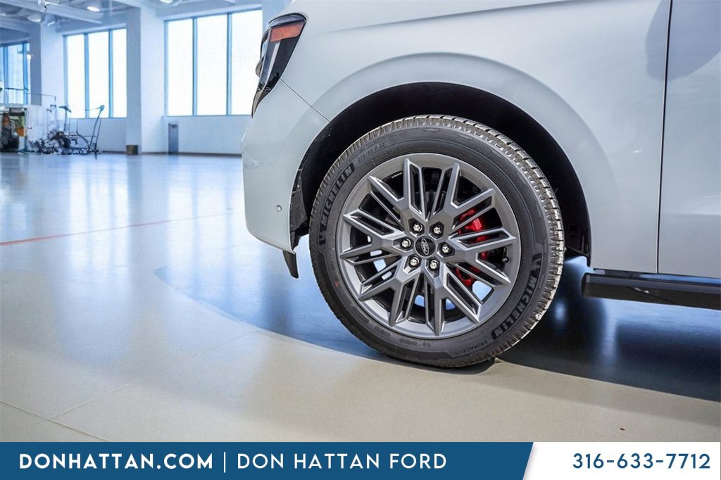 New 2025 Ford Expedition Platinum image 45