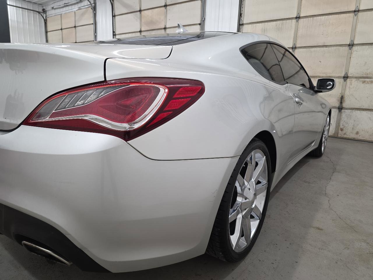 Used 2013 Hyundai Genesis 2.0T image 14