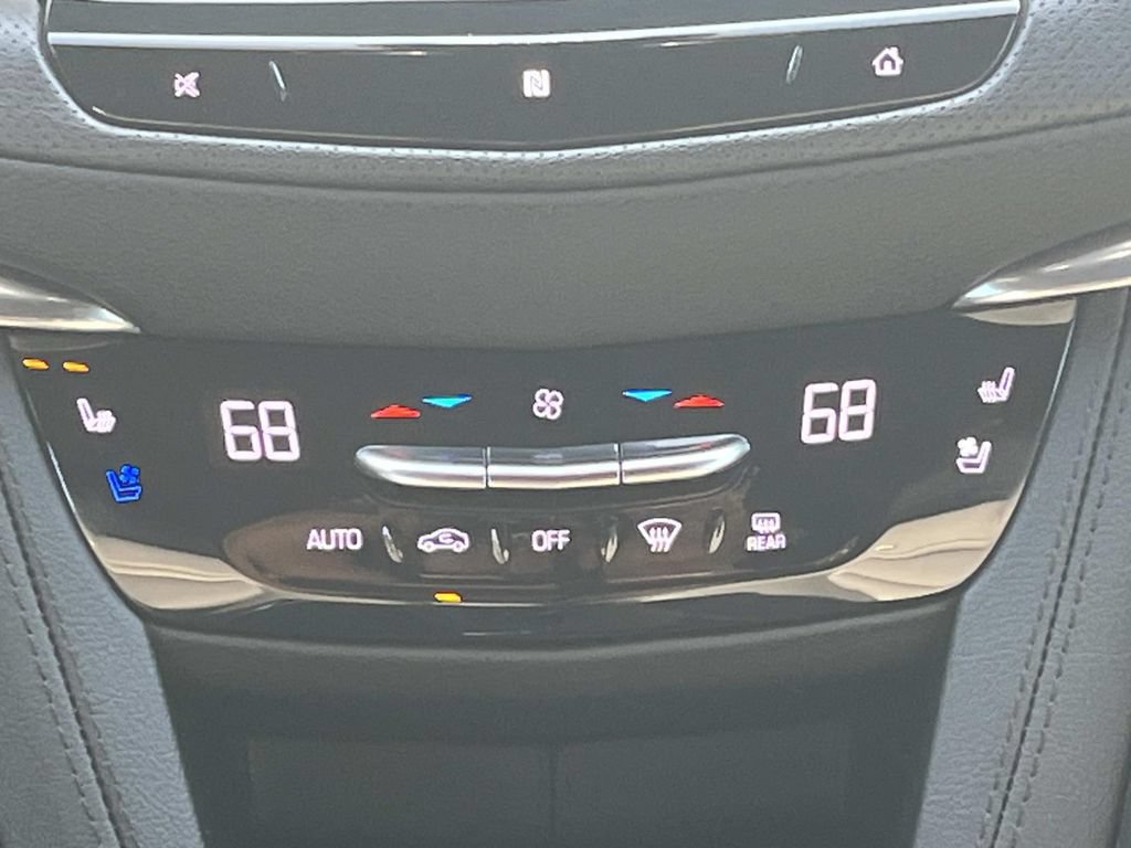 Used 2021 Cadillac XT5 Sportv w/ LPO, Floor Liner Package AWD/4WD image 16
