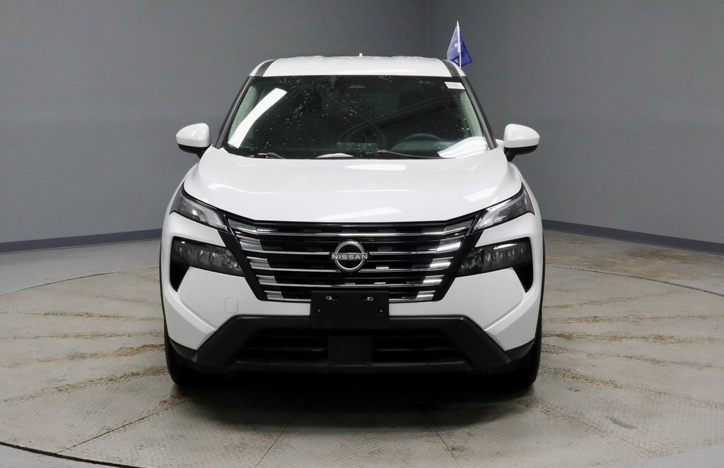 Certified 2024 Nissan Rogue SV image 6