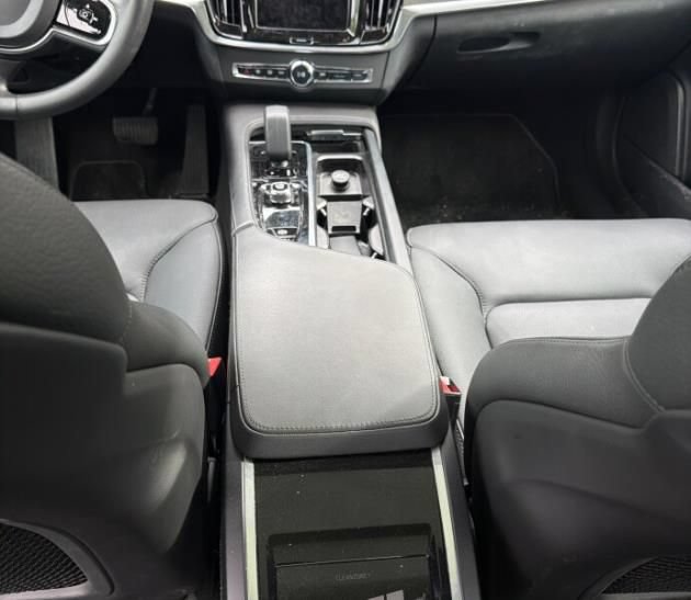 Used 2023 Volvo S90 B6 Plus AWD/4WD image 6