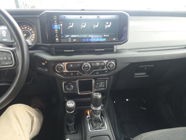 Certified 2024 Jeep Wrangler Sport image 23