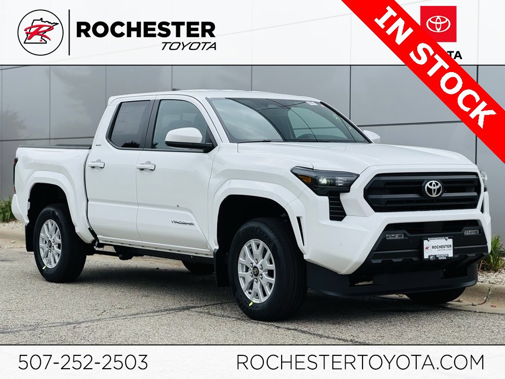 New 2025 Toyota Tacoma SR5