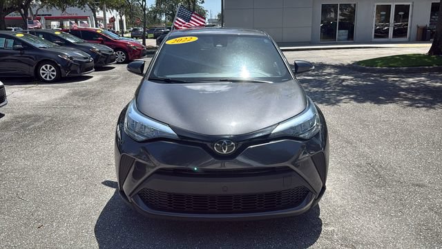 Used 2022 Toyota C-HR XLE FWD image 2