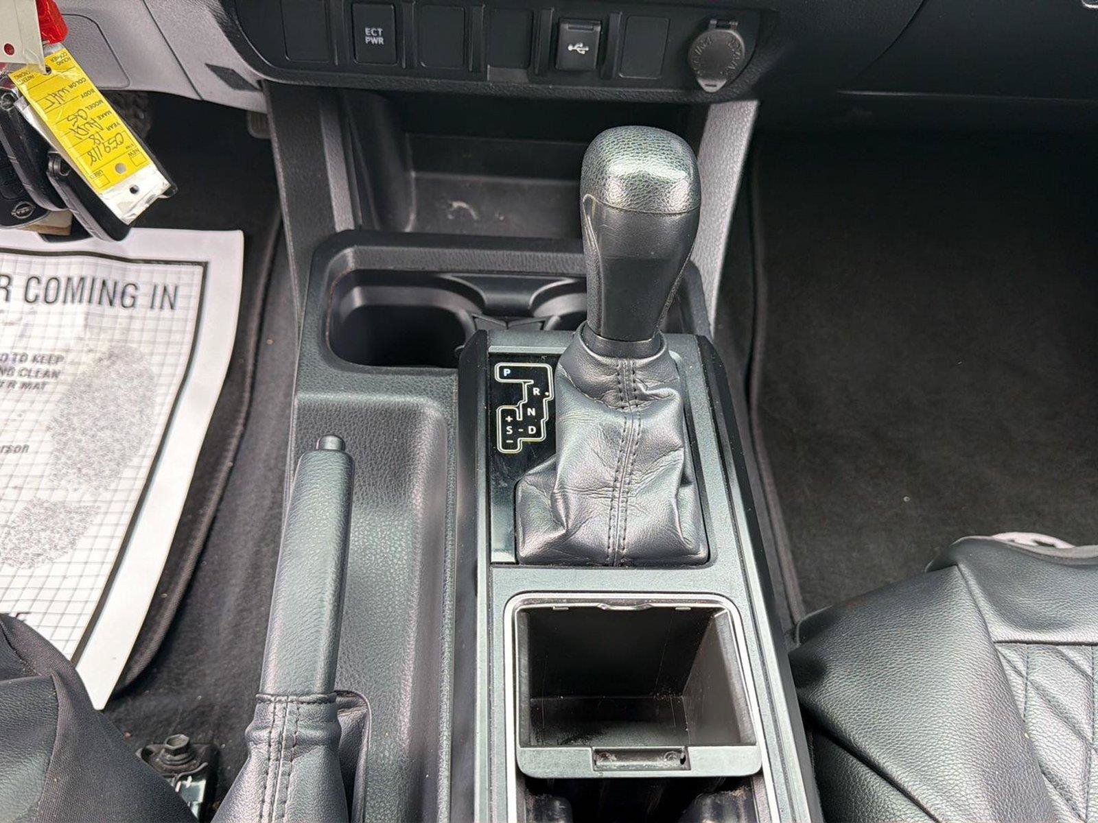 Used 2022 Toyota Tacoma SR w/ SX Package RWD image 20