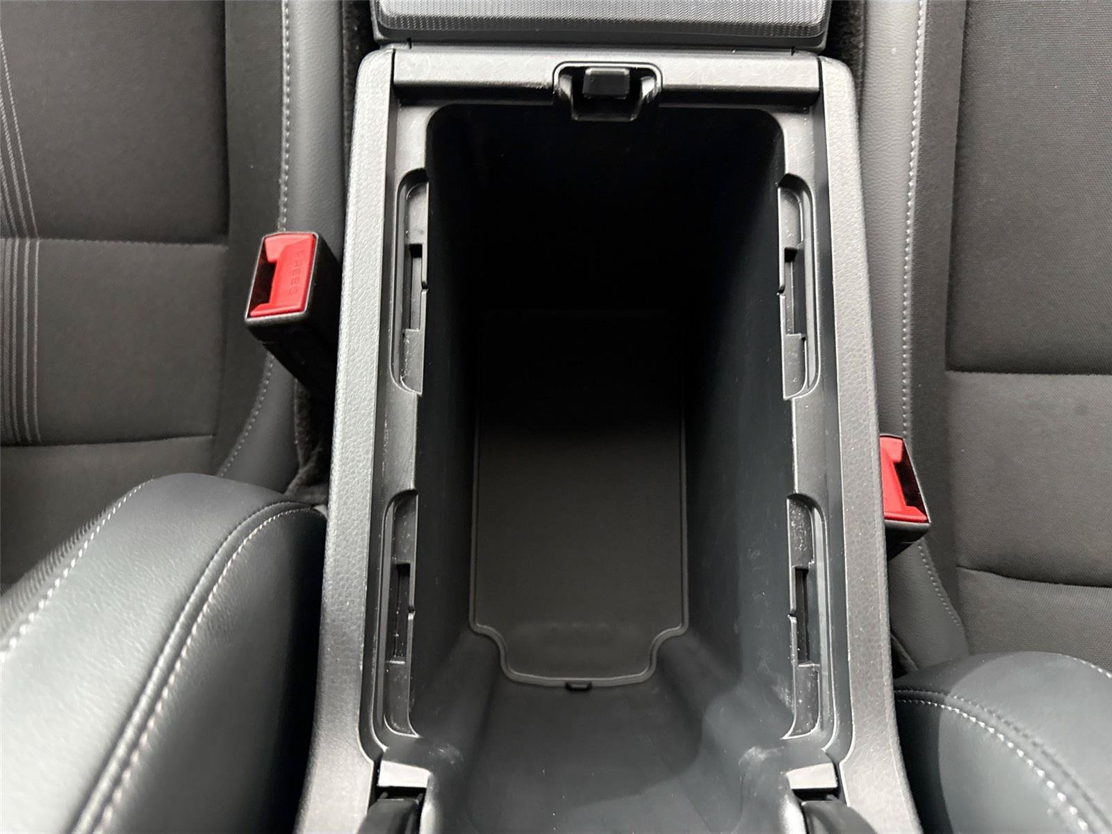 Used 2022 Honda Civic Sport image 32
