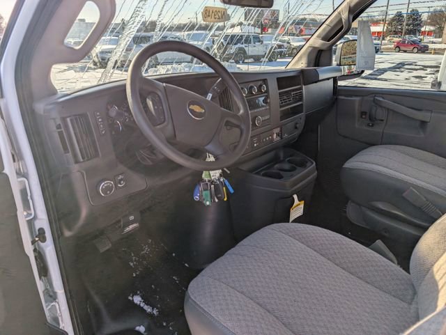 New 2025 Chevrolet Express 3500 Extended w/ Driver Convenience Package image 14