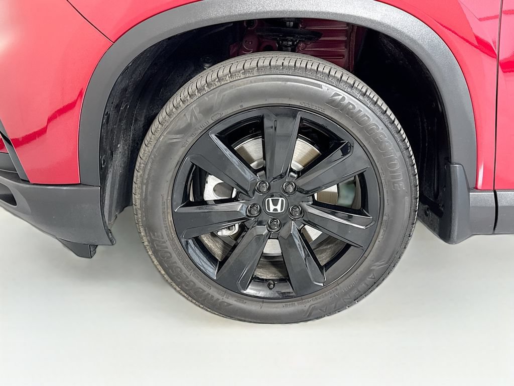 Certified 2025 Honda Pilot Black Edition image 30