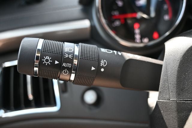 Used 2014 Cadillac CTS V RWD image 38