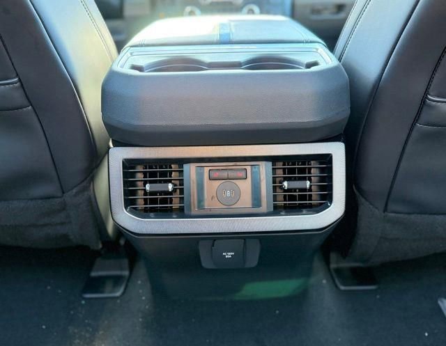 New 2026 Ford F350 Platinum w/ Tremor Off-Road Package image 32
