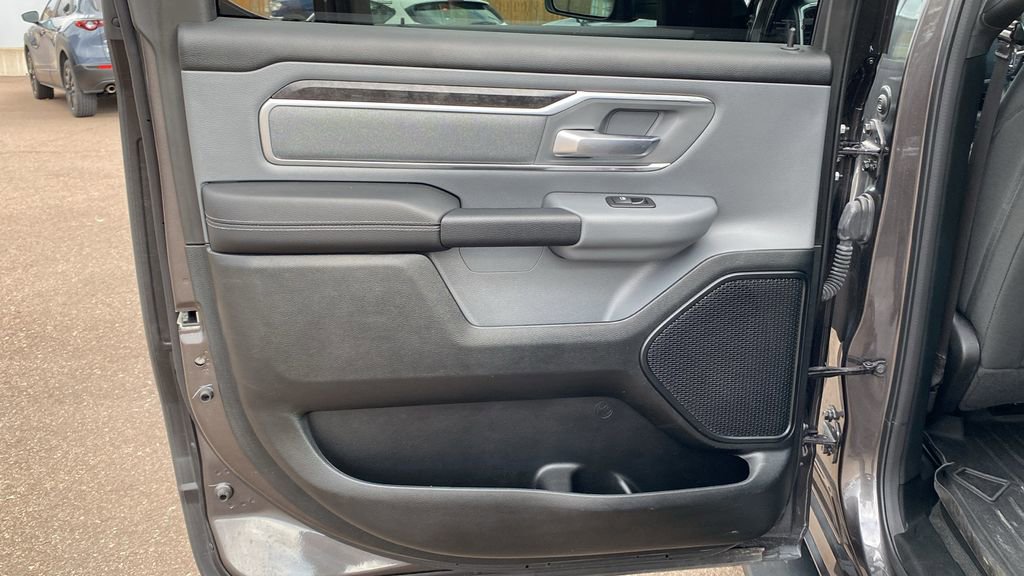 Used 2021 RAM 1500 Big Horn AWD/4WD image 12
