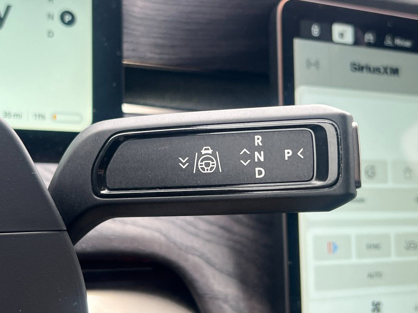 Used 2022 Rivian R1T Adventure image 21