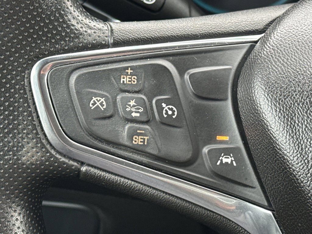 Used 2021 Chevrolet Equinox LS w/ LS Convenience Package image 21