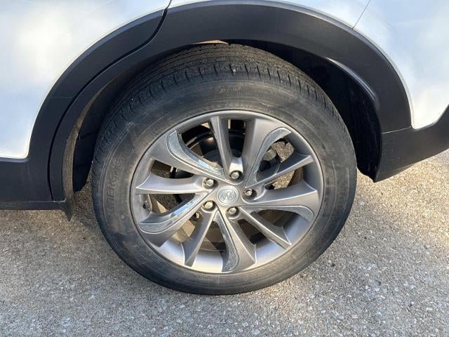 Used 2020 Buick Encore GX Essence w/ Experience Buick Package FWD image 8