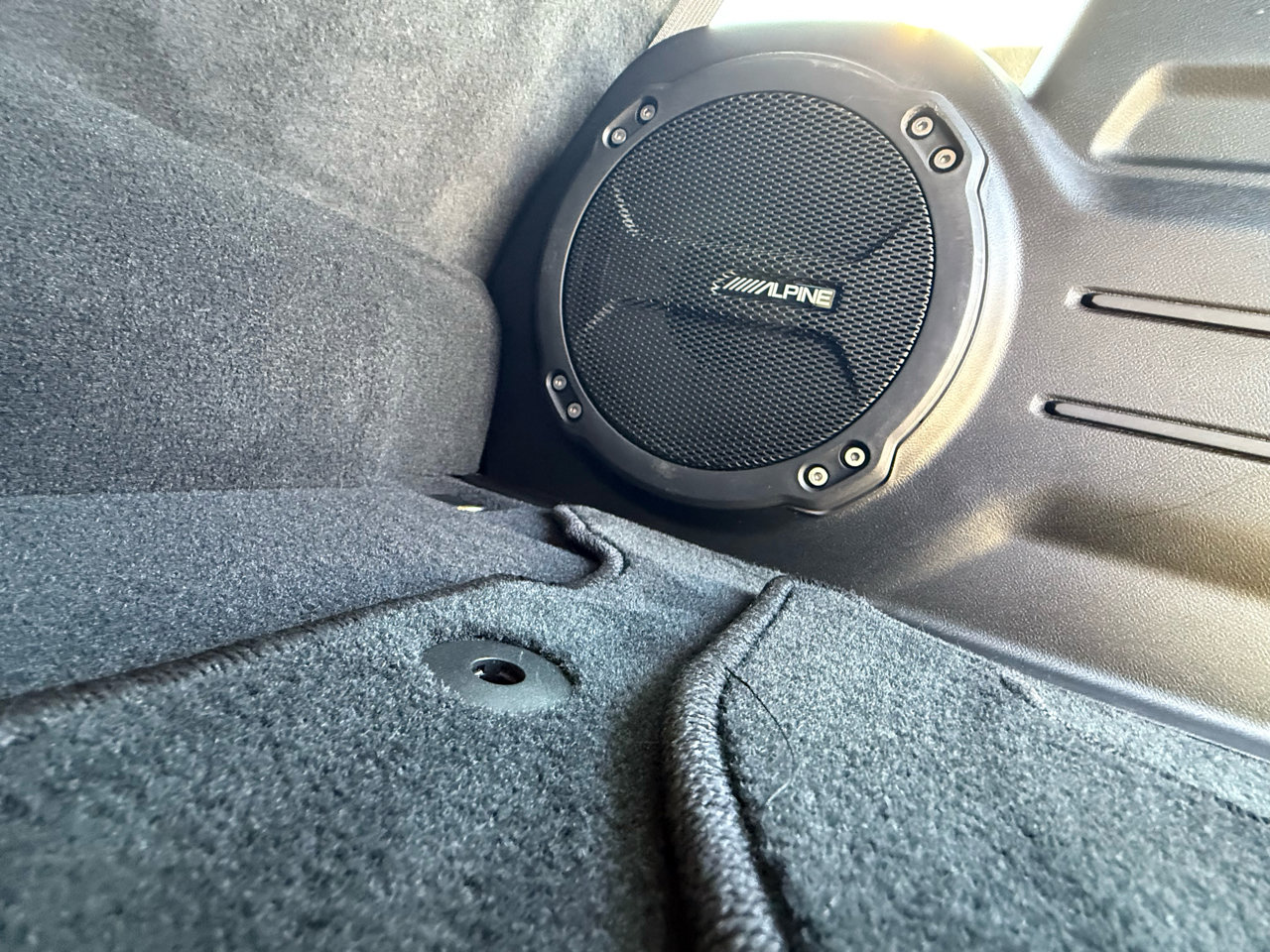 Used 2022 Jeep Wrangler Unlimited Rubicon 4xe w/ Dual Top Group image 38