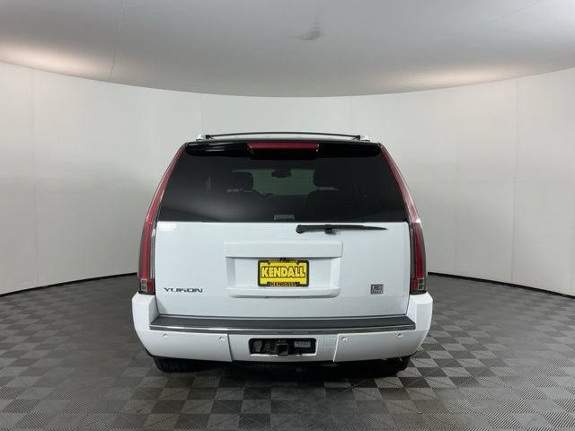 Used 2008 GMC Yukon Denali AWD/4WD image 5