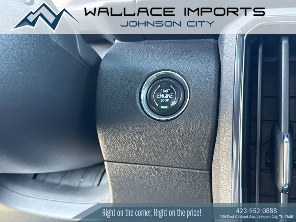 Used 2024 GMC Acadia AT4 w/ Super Cruise Package image 23