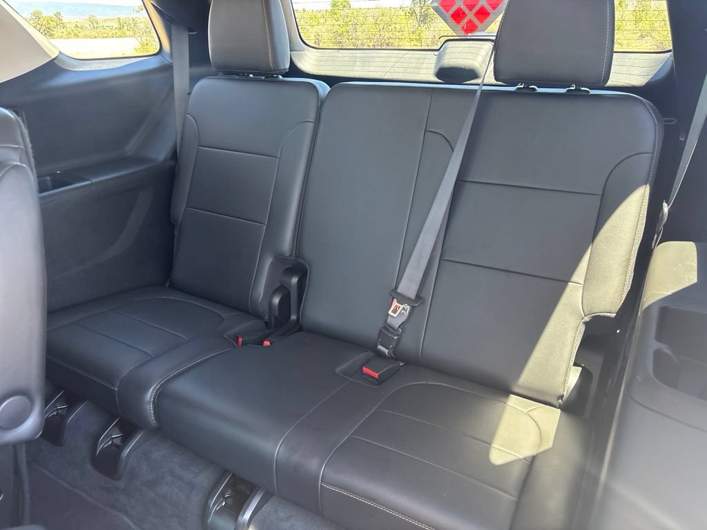 Used 2021 Chevrolet Traverse RS AWD/4WD image 15