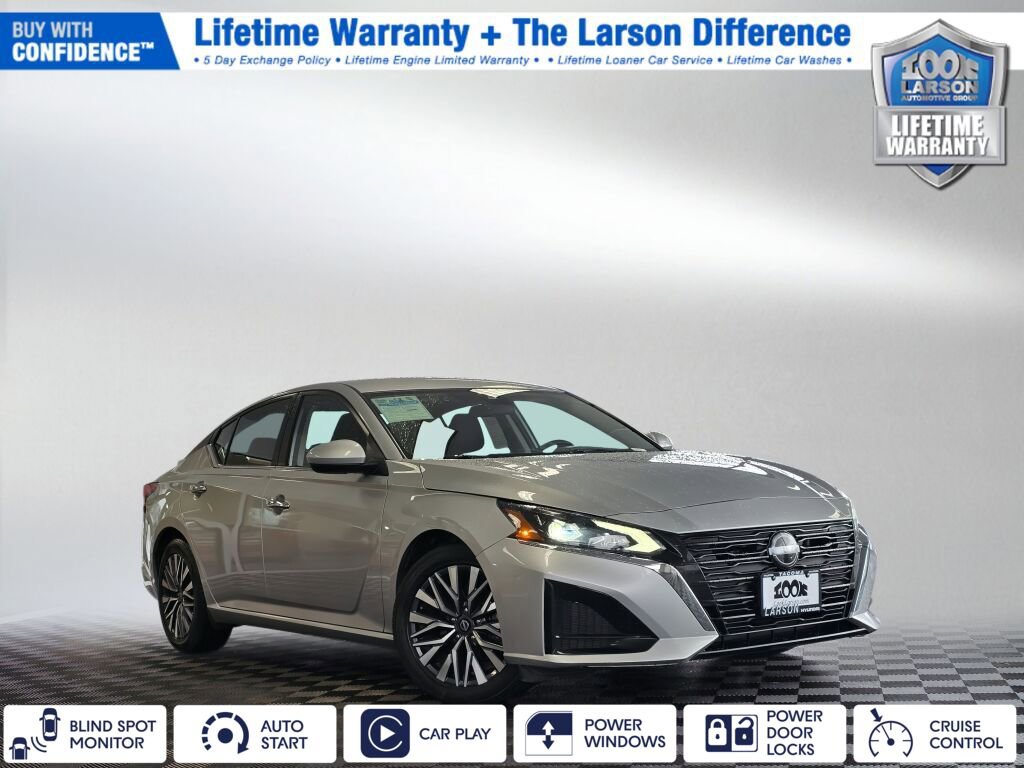 Used 2023 Nissan Altima 2.5 SV FWD image 1