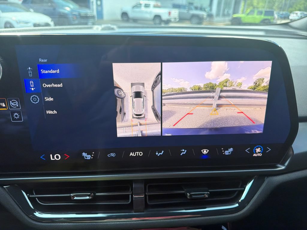 Certified 2024 Chevrolet Equinox EV RS AWD/4WD image 20