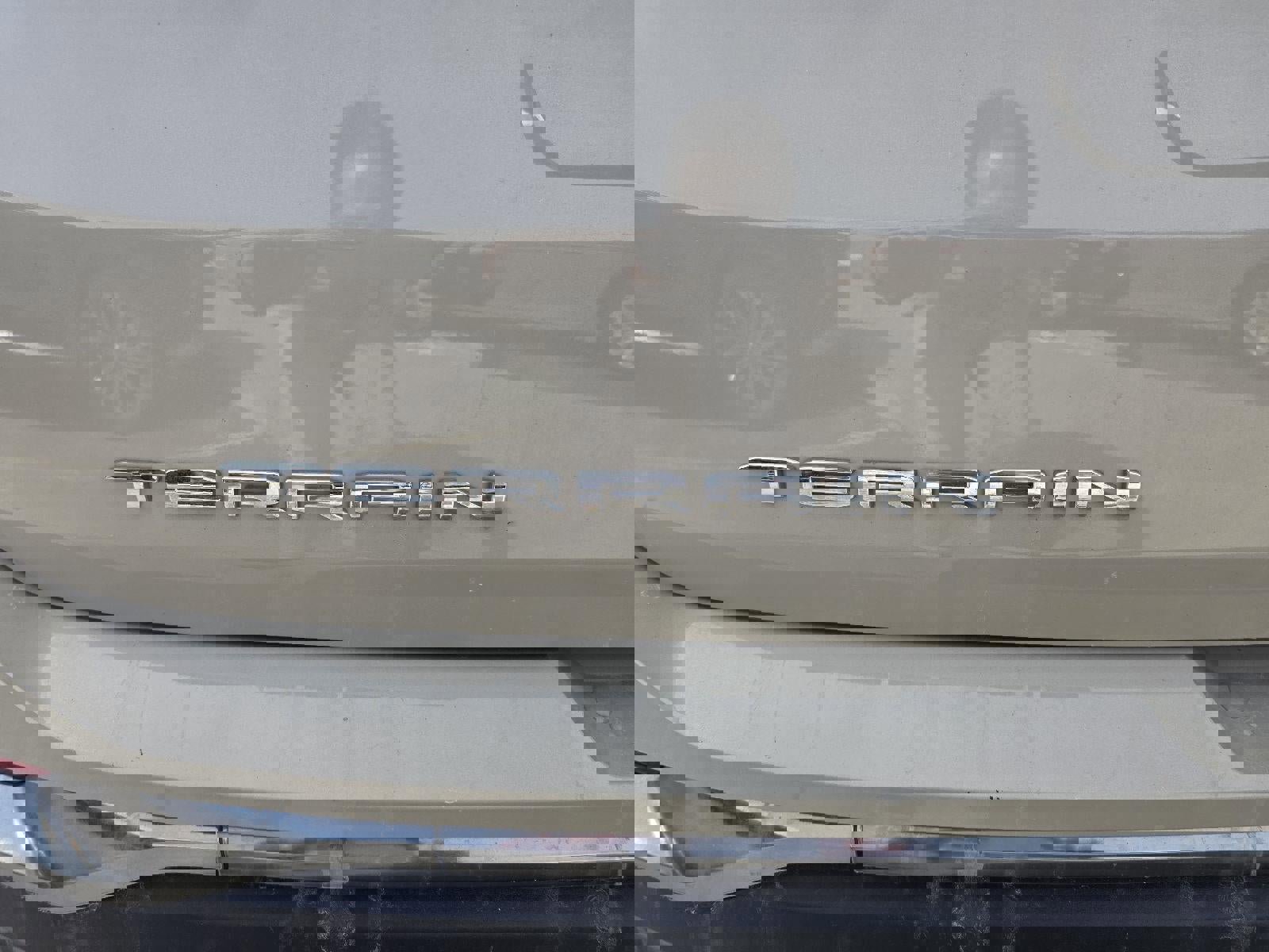 Used 2023 GMC Terrain AT4 image 12