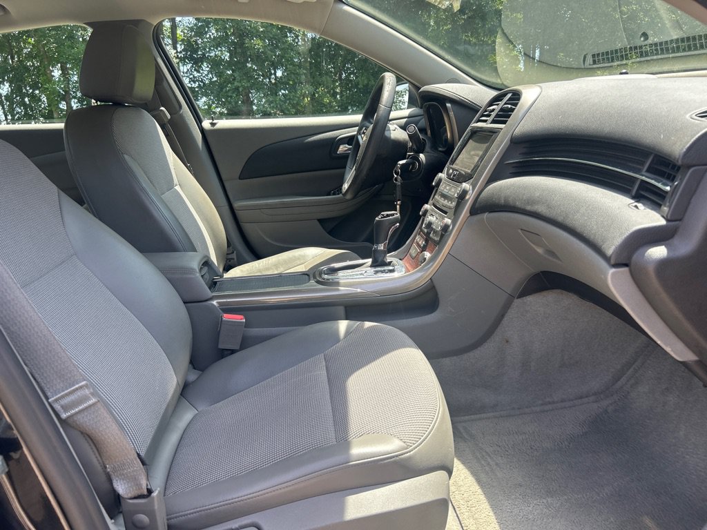 Used 2013 Chevrolet Malibu Eco w/ Power Convenience Package FWD image 18