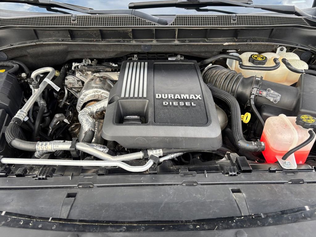 Used 2022 Chevrolet Tahoe RST w/ Luxury Package image 25