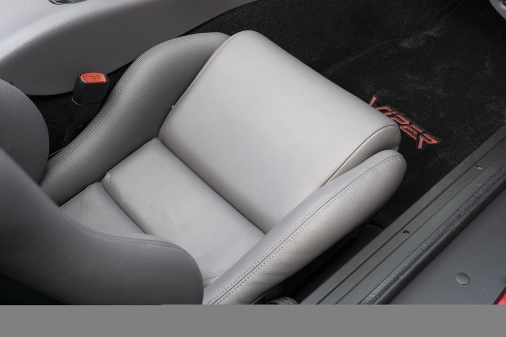 Used 1993 Dodge Viper RT/10 image 34