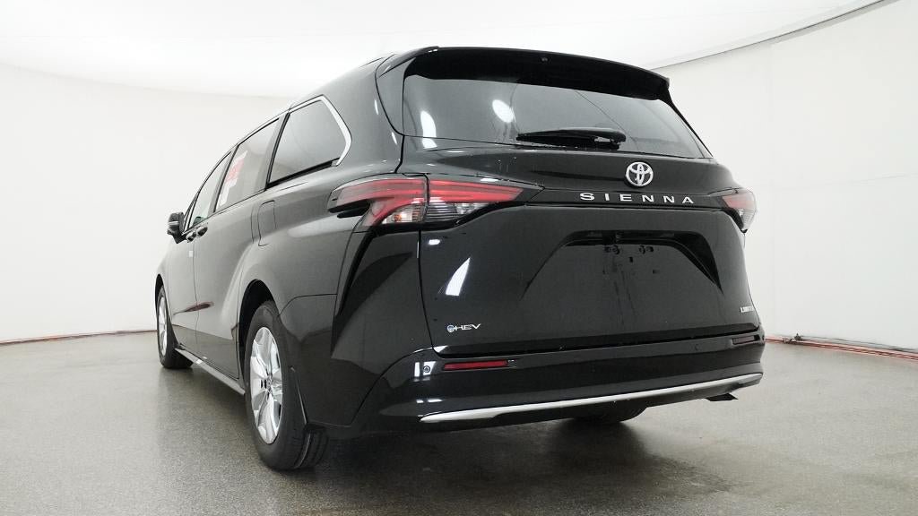 New 2026 Toyota Sienna Limited FWD image 22