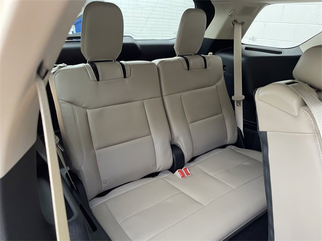 Used 2022 Ford Explorer Limited w/ Equipment Group 301A image 28