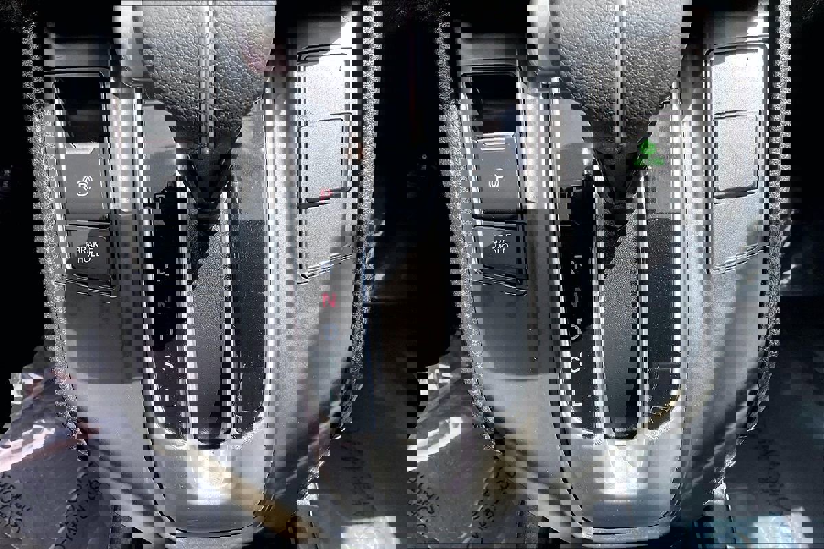 Used 2018 Honda CR-V LX image 30