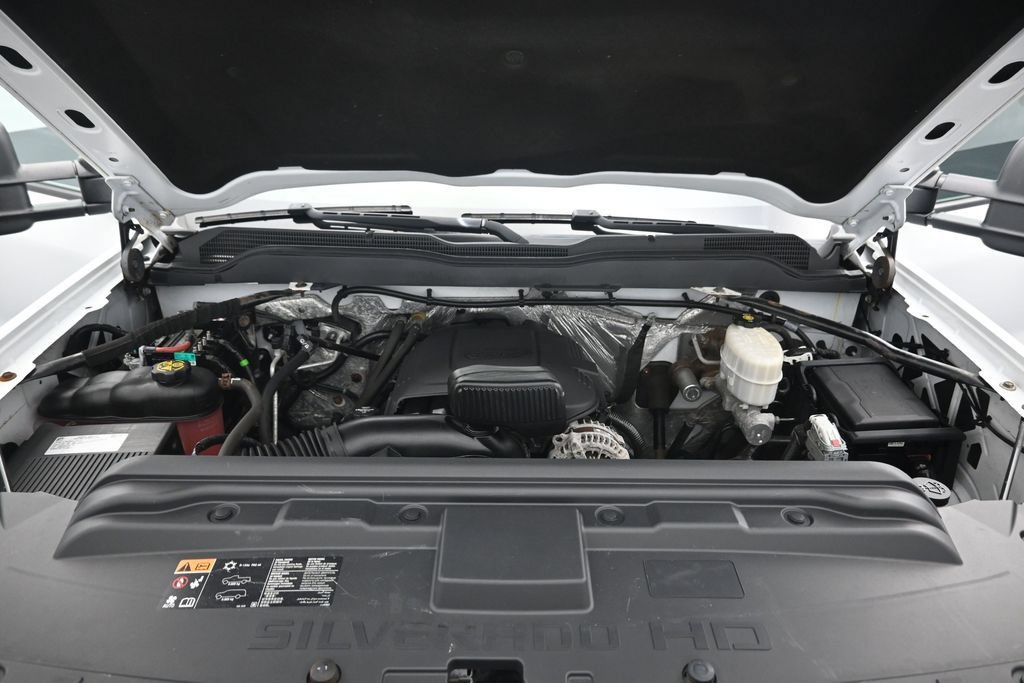 Used 2017 Chevrolet Silverado 3500 W/T AWD/4WD image 31