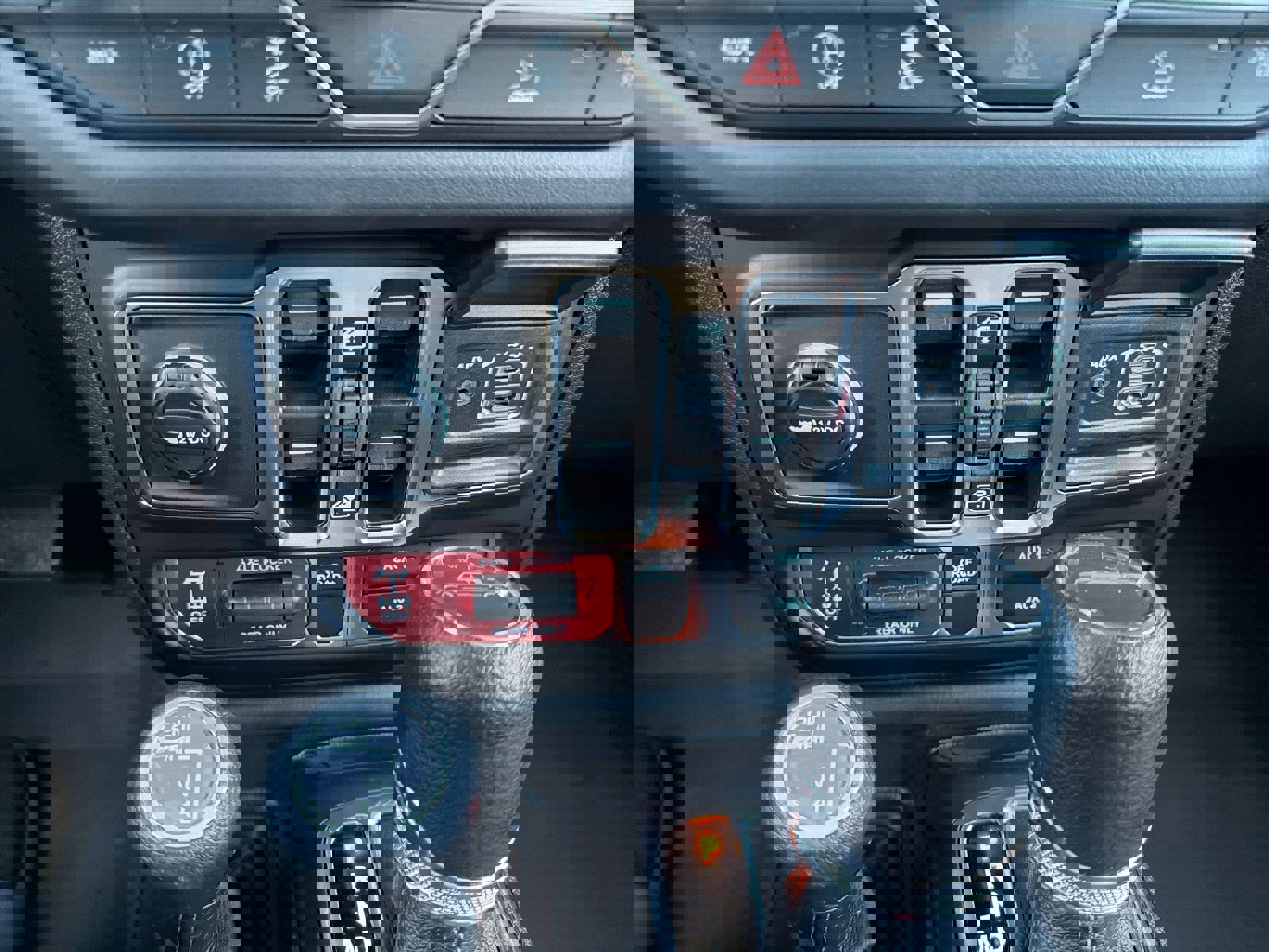 New 2026 Jeep Gladiator Mojave image 29