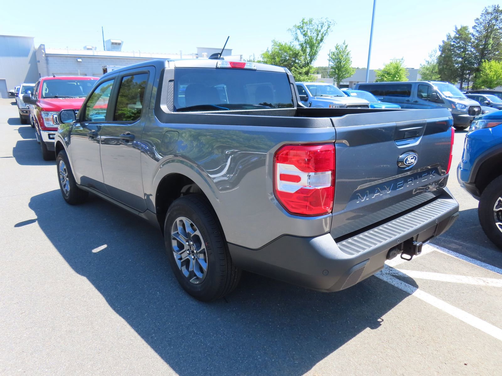 New 2026 Ford Maverick XLT w/ XLT Luxury Package AWD/4WD image 6