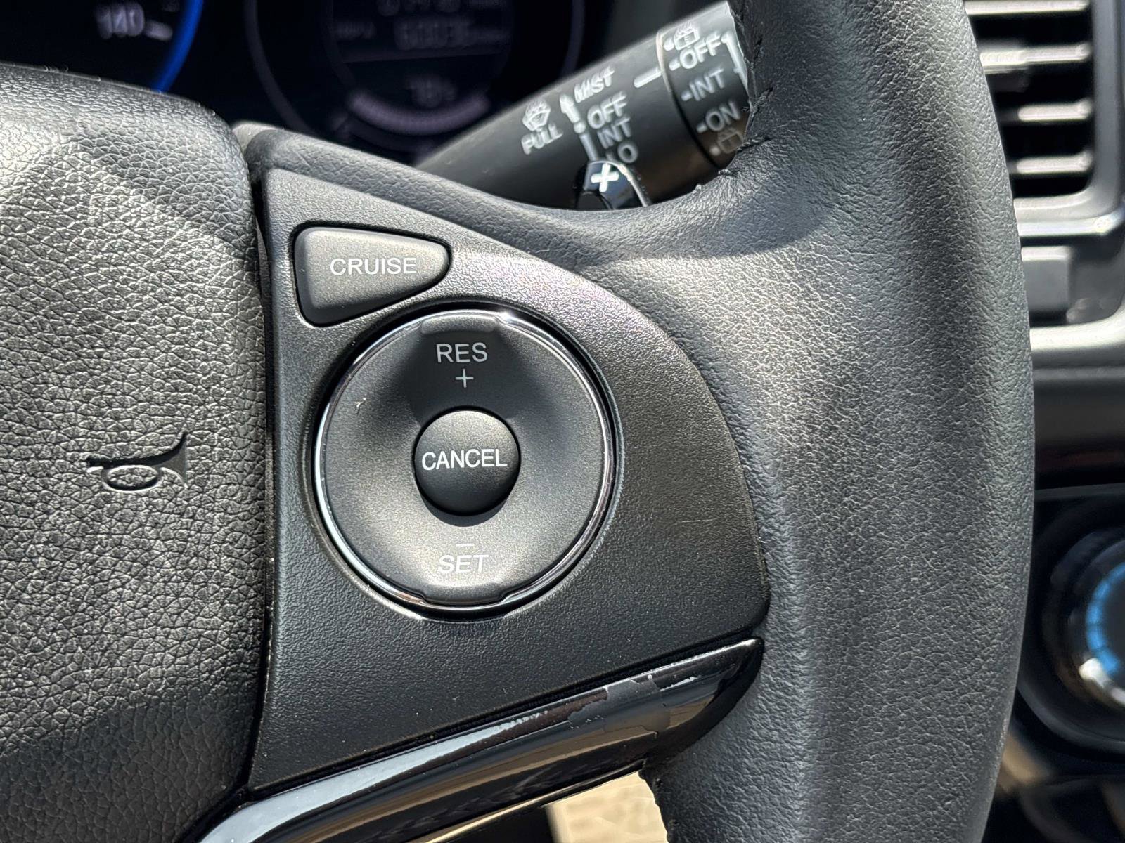 Used 2019 Honda HR-V Sport image 17