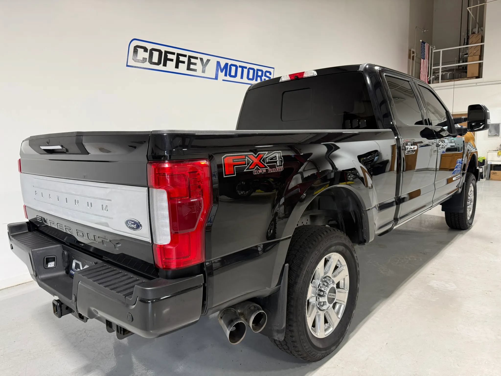 Used 2019 Ford F250 Platinum w/ Platinum Ultimate Package AWD/4WD image 6