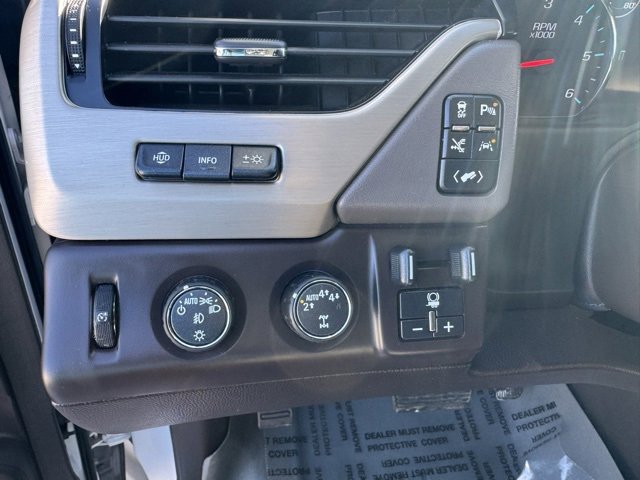 Used 2019 GMC Yukon XL Denali w/ Open Road Package image 16