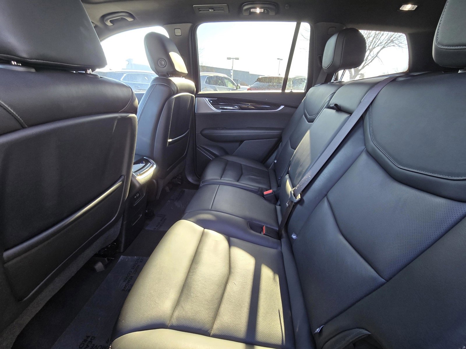 Used 2024 Cadillac XT6 Premium Luxury image 10