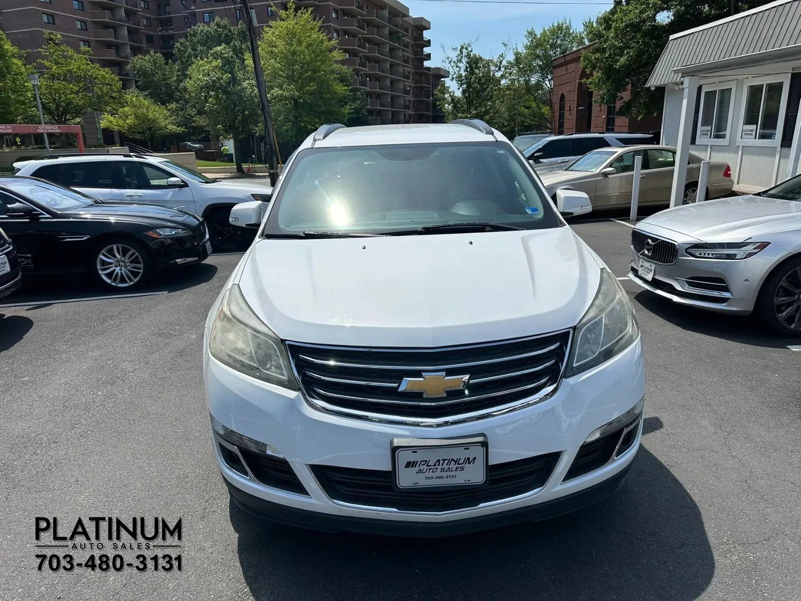 Used 2017 Chevrolet Traverse LT AWD/4WD image 4