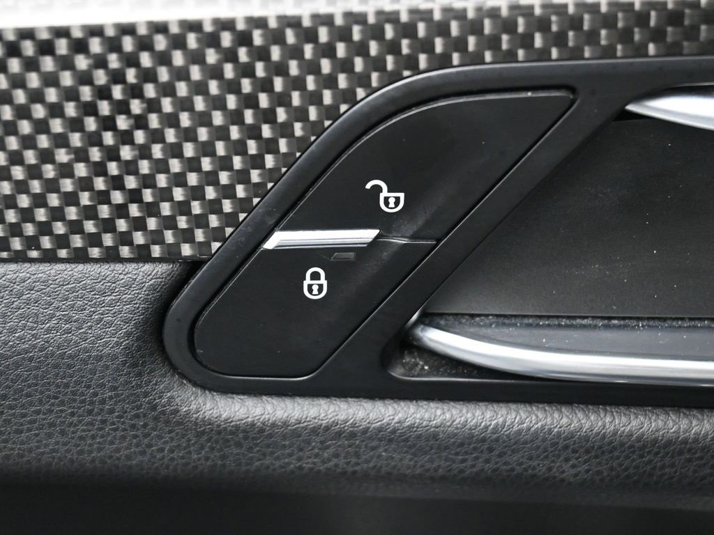 Used 2018 Porsche Macan GTS image 14