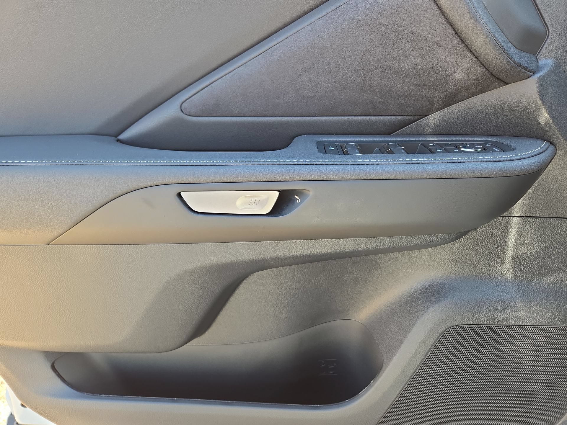 New 2026 Lexus TX 500h AWD image 15