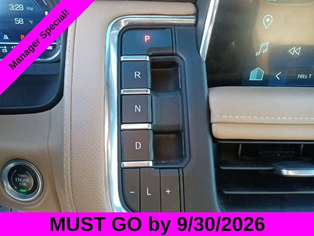 Used 2024 Chevrolet Suburban Premier RWD image 21