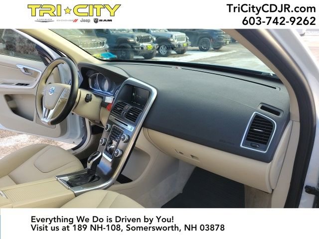 Used 2015 Volvo XC60 T5 image 16
