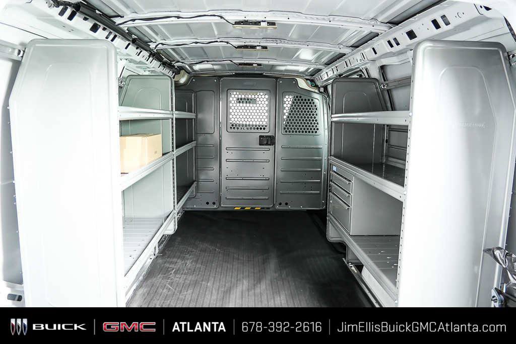New 2025 GMC Savana 2500 w/ Driver Convenience Package RWD image 27